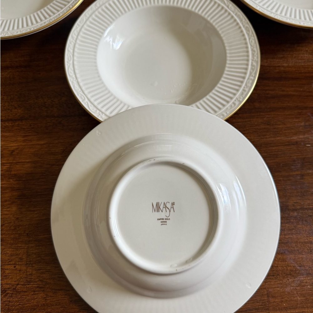 Mikasa Empire Gold Rimmed Bowls – Set of 4